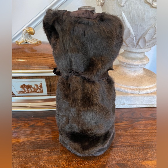 Pottery Barn Espresso Dark Brown Faux Fur Wine Bag with Tie. NWT - Picture 3 of 7